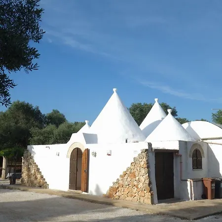 Trulli Monte Madre * 圣维托诺曼